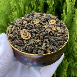 Черный чай молочная красная улитка - 100 г